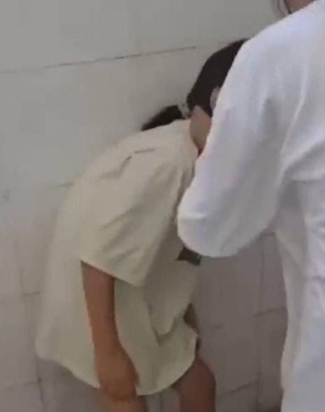 校園欺凌報警：重慶一中學女生遭多人毆打逼迫下跪
